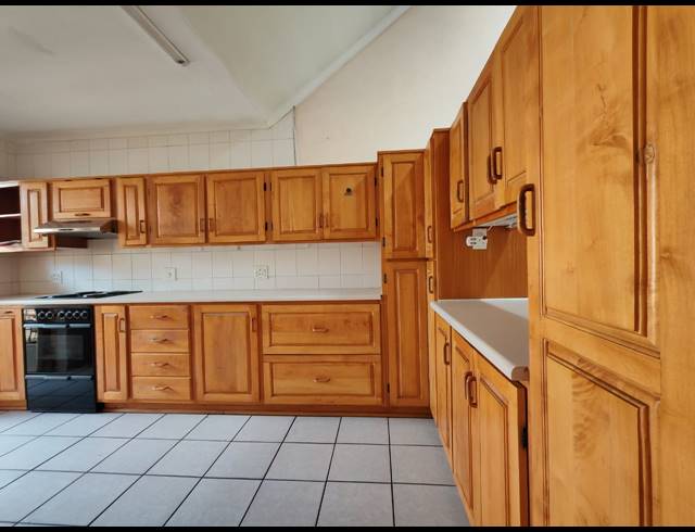 3 BEDROOM TOWNHOUSE FOR SALE IN THREE RIVERS